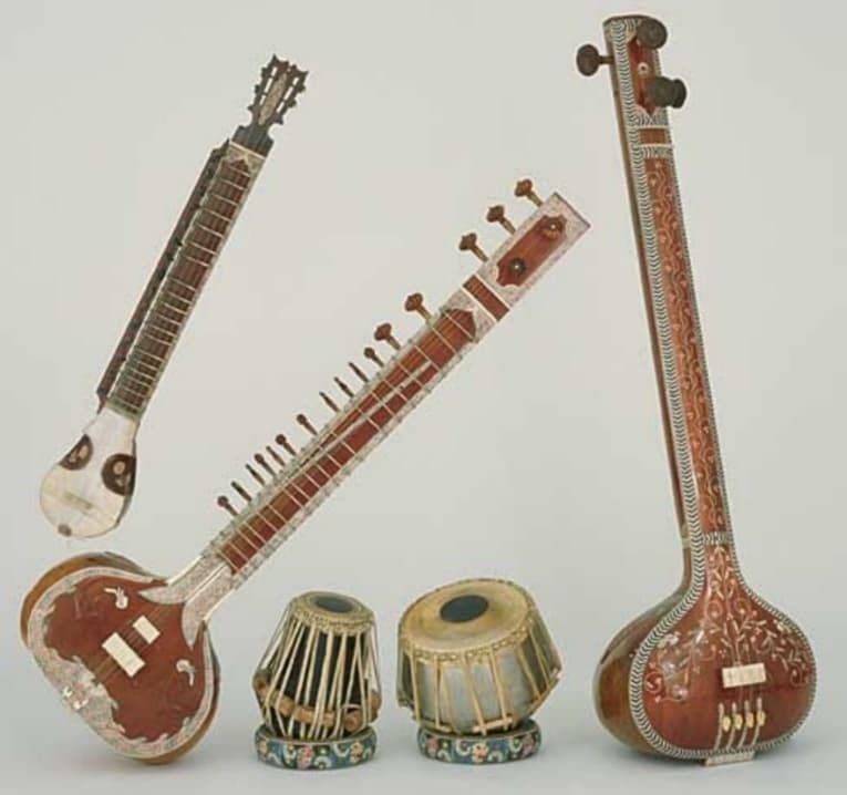 Indian classical instruments: sitar, veena and tabla