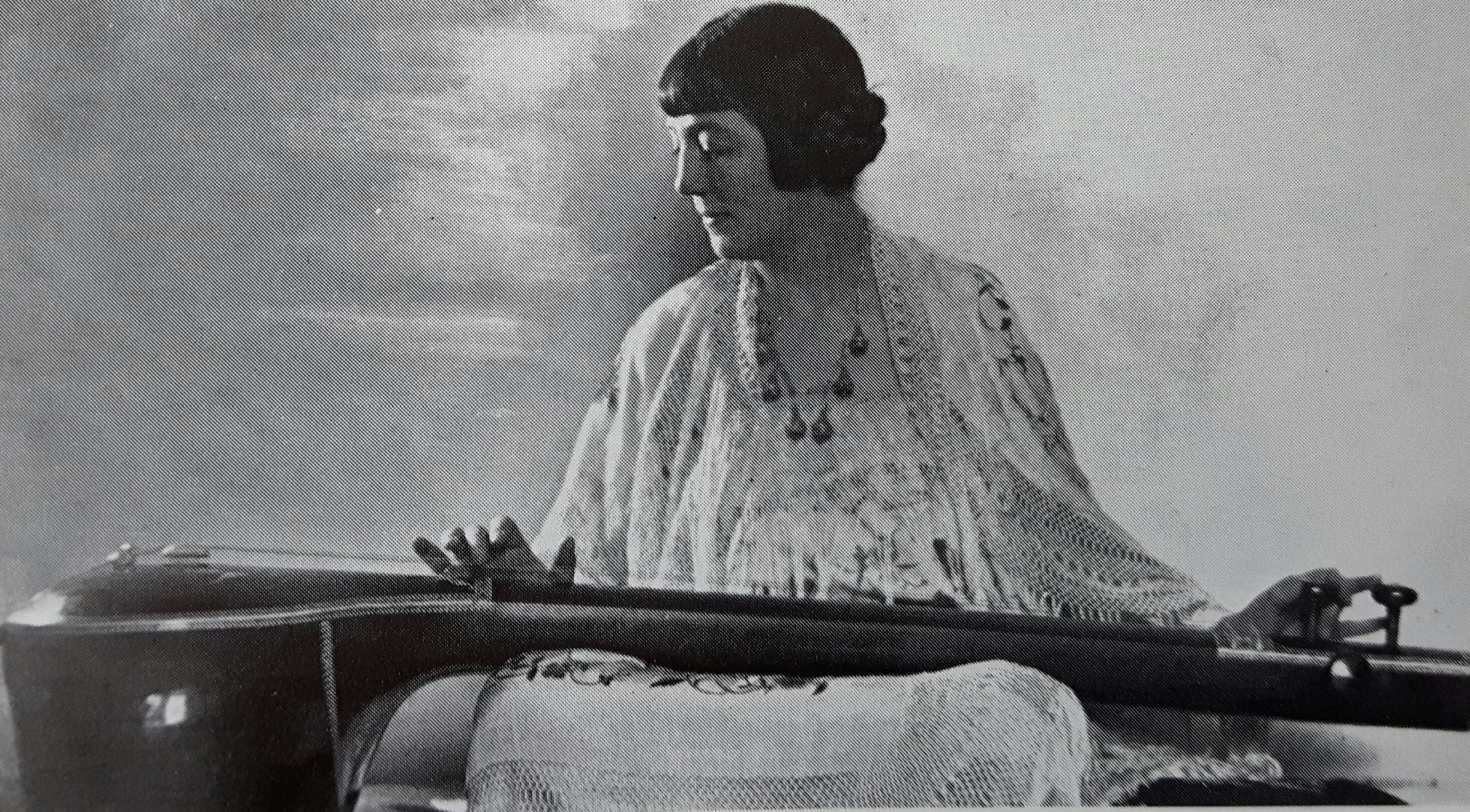 Chronicle 1915